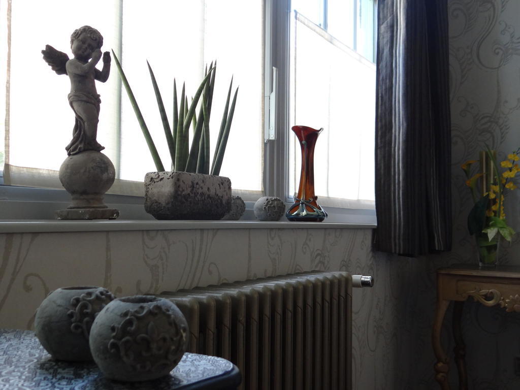 Bed and Breakfast L'Art Du Temps Montreuil  Zimmer foto